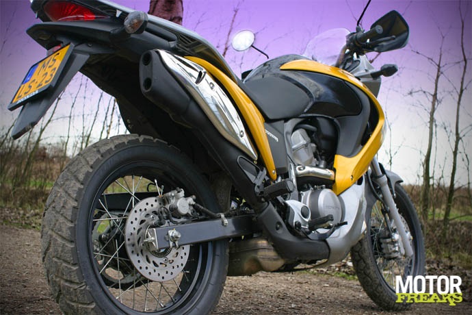 Honda Transalp XL700V