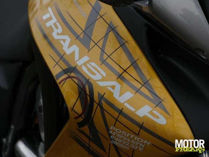 Honda Transalp XL700V