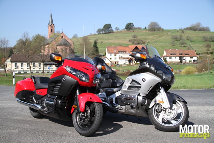 Honda Gold_Wing GL1800 vs. F6B