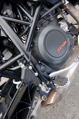 KTM_Duke_690_DSC4789.jpg