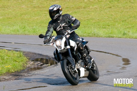 KTM_Duke_690_DSC5209.jpg
