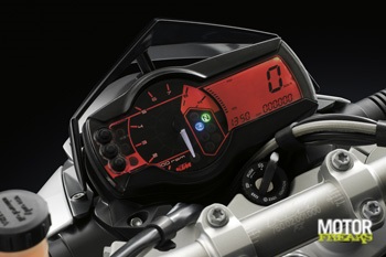 KTM_Duke_690_cockpit.jpg