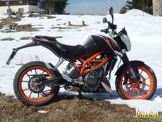 KTM 390 Duke