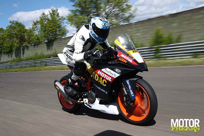 KTM 2014 RC390 cupracer