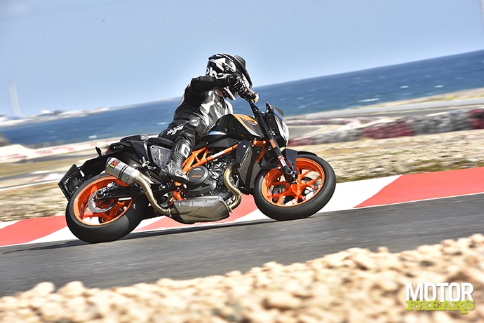 KTM 690 Duke R