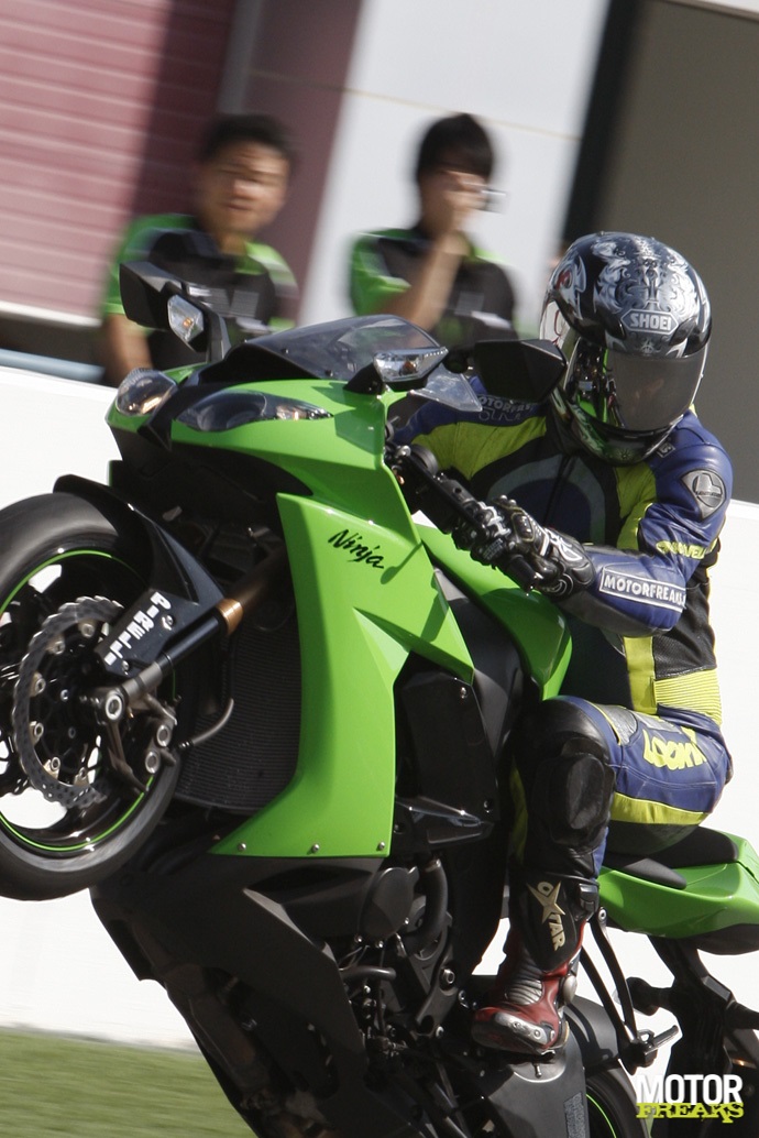 ZX-10R_actie_ADR2864.jpg