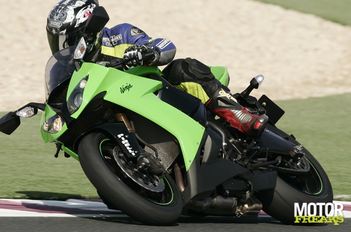 ZX-10R_actie_Z9M5739.jpg