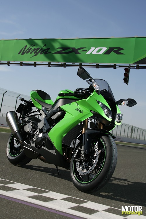 ZX-10R_static_DR2_4196.jpg