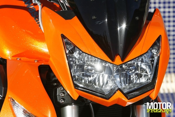 kawasaki_z1000_7_1.jpg