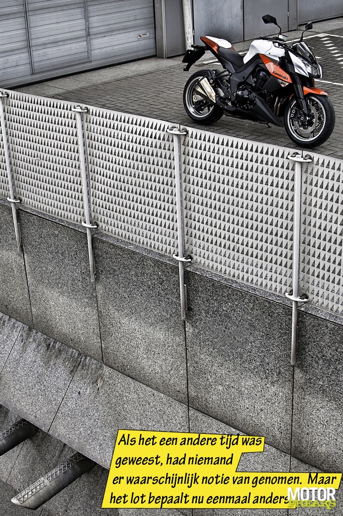 Z1000-16.jpg