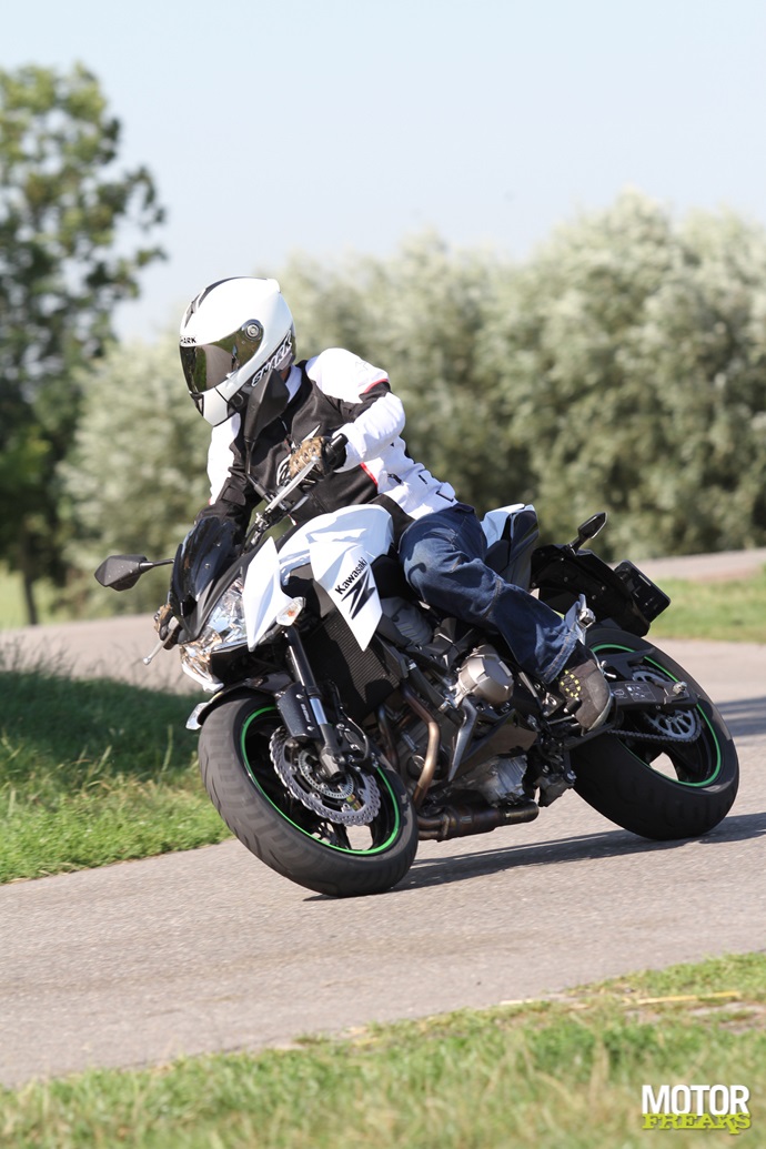 Kawasaki Z800e 2013