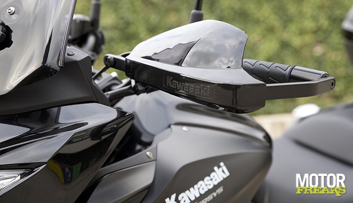 Kawasaki Versys_650_City_TPX9431