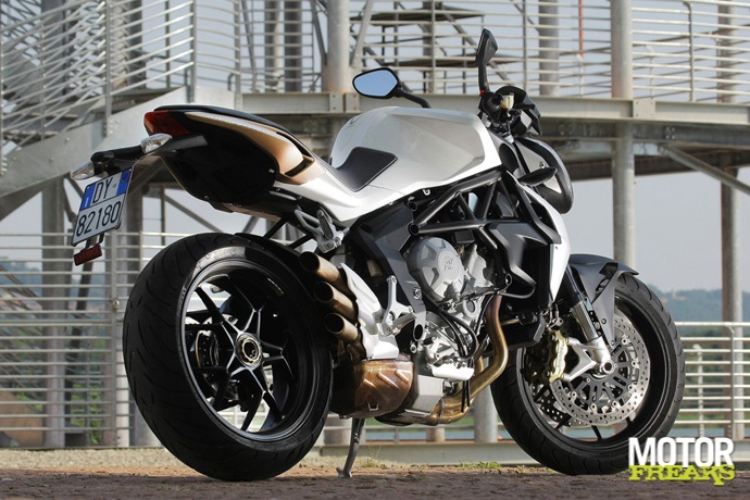 MV Agusta Brutale 675