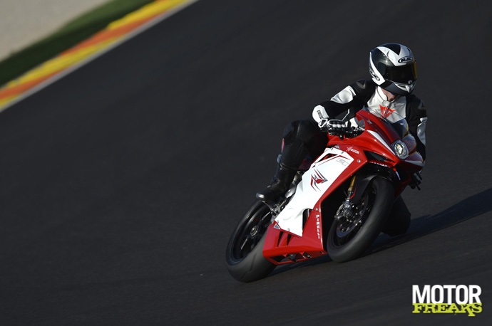 MV Agusta 2013 F4RR