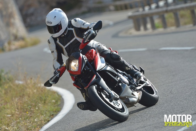 MV Agusta_Rivale 2013