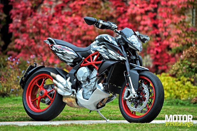 MV Agusta_Rivale 2013