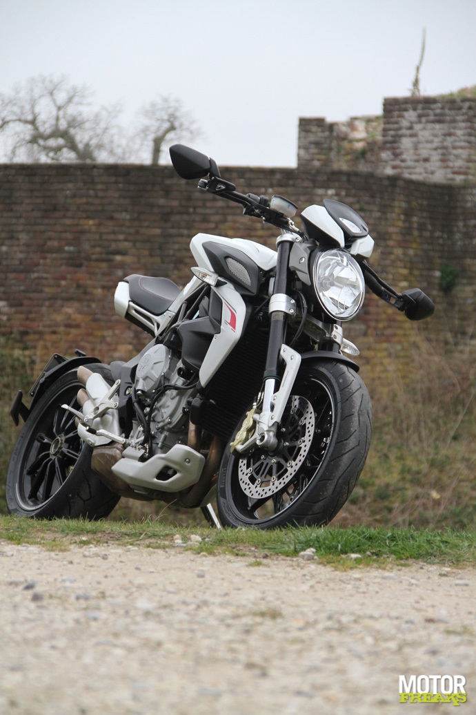 MV Agusta 2014 Brutale 800 Dragter