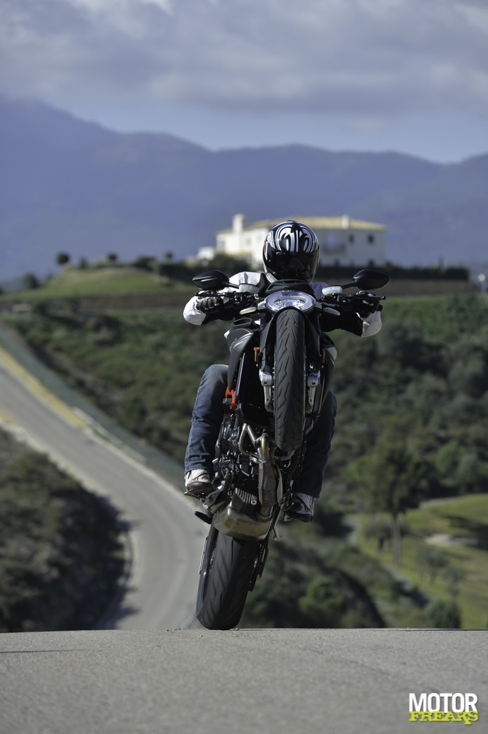 MV Agusta Brutale 800