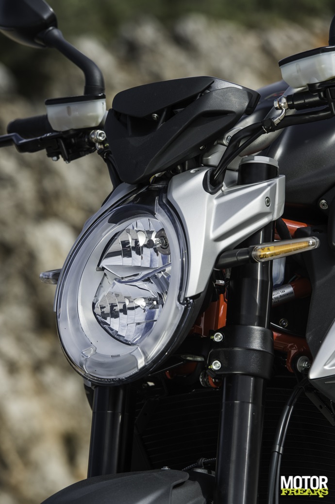 MV Agusta Brutale 800