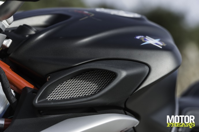 MV Agusta Brutale 800