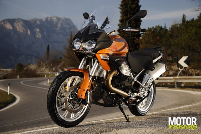 STELVIO 8V