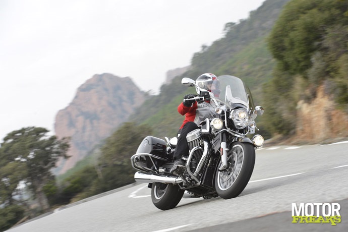 Moto Guzzi California 1400 Touring