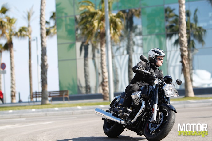 thumb Moto_Guzzi_California_1400_Custom-70