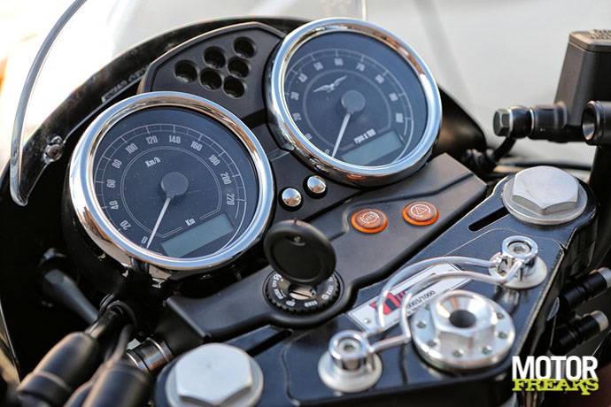 Moto Guzzi 2015 V7