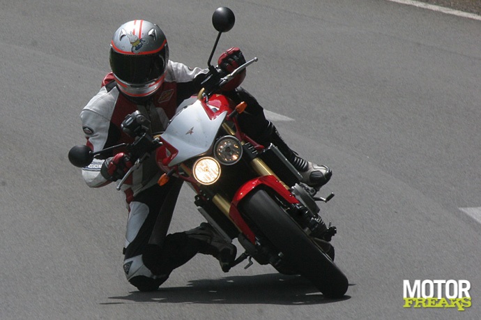 Moto_Morini_Carsaro1200_3_1.jpg
