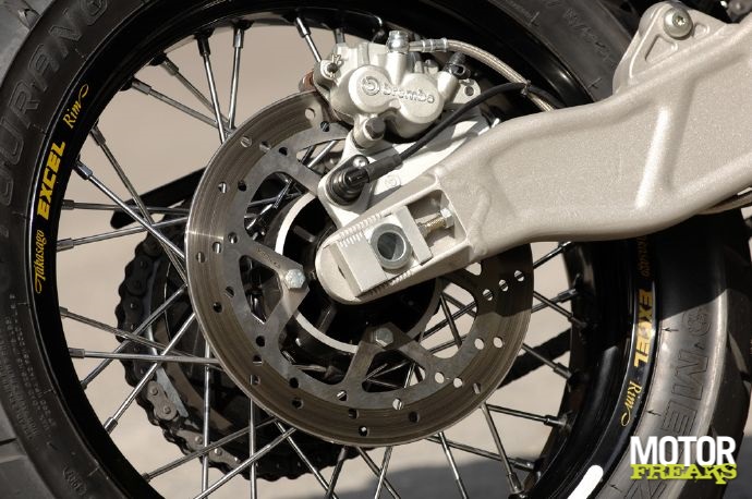 Moto_Morini_Gran_Passo_21.jpg
