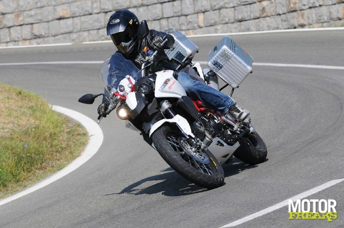 Moto_Morini_Gran_Passo_33.jpg