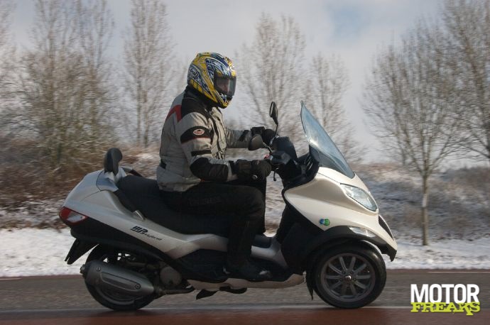 Piaggio MP3 Hybrid