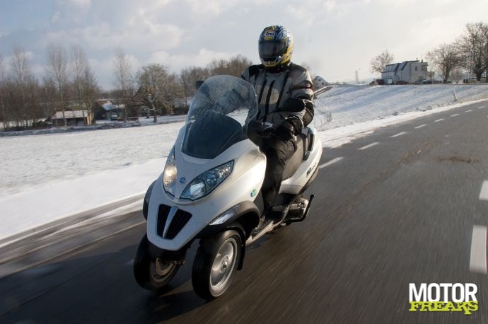 Piaggio MP3 Hybrid