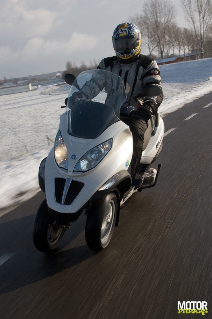 Piaggio MP3 Hybrid