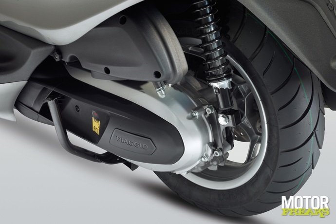 Piaggio X10