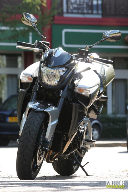 Suzuki_B-King_IMG_9738.jpg