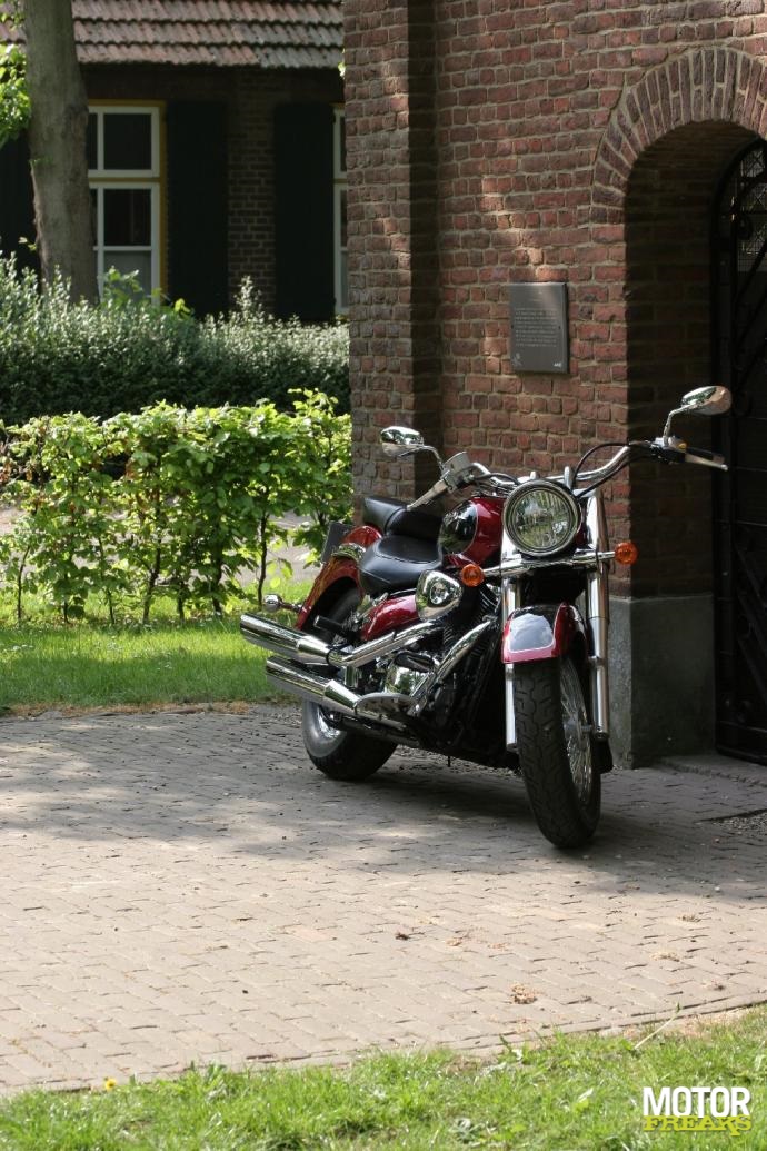 Intruderc800_26_large.jpg