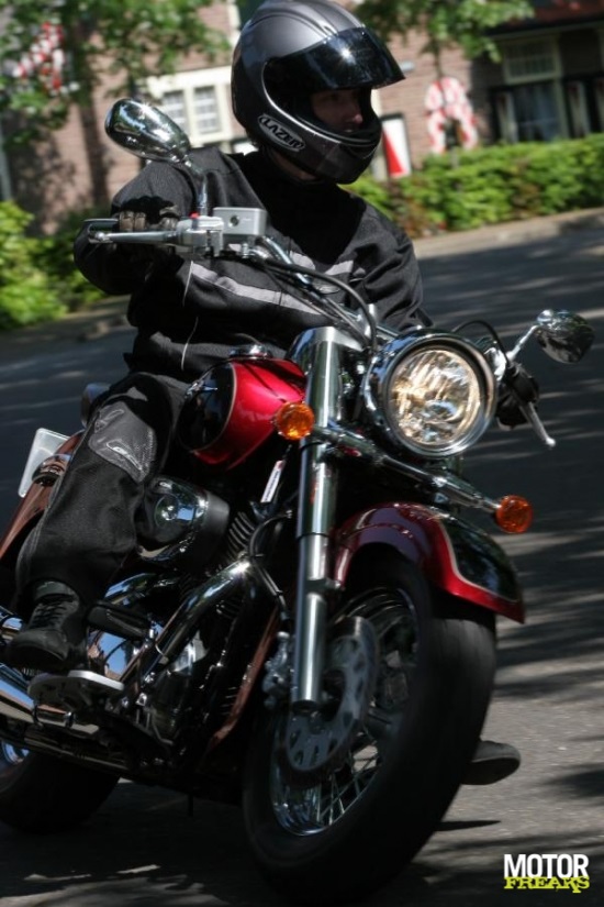 Intruderc800_41_large.jpg