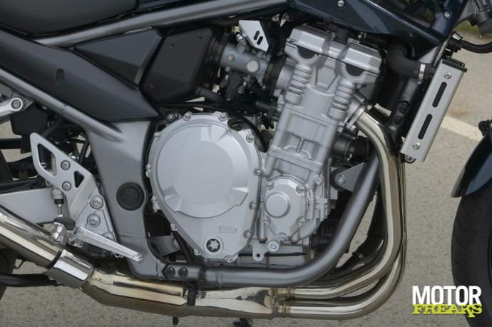 suzuki_bandit650_1250_2-6.jpg