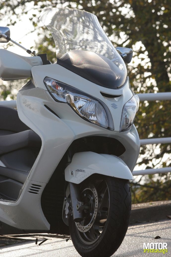 Suzuki Burgman 400 AZ