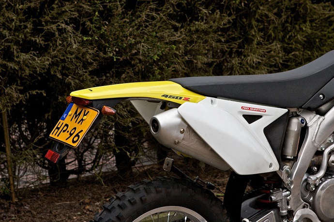 Suzuki_RMX-450Z_5448