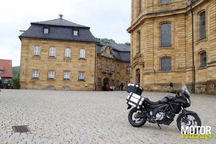 Suzuki 2012 V-Strom Black Rhino