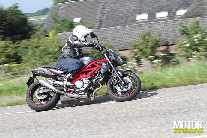 Suzuki 2014 Gladius Trophy