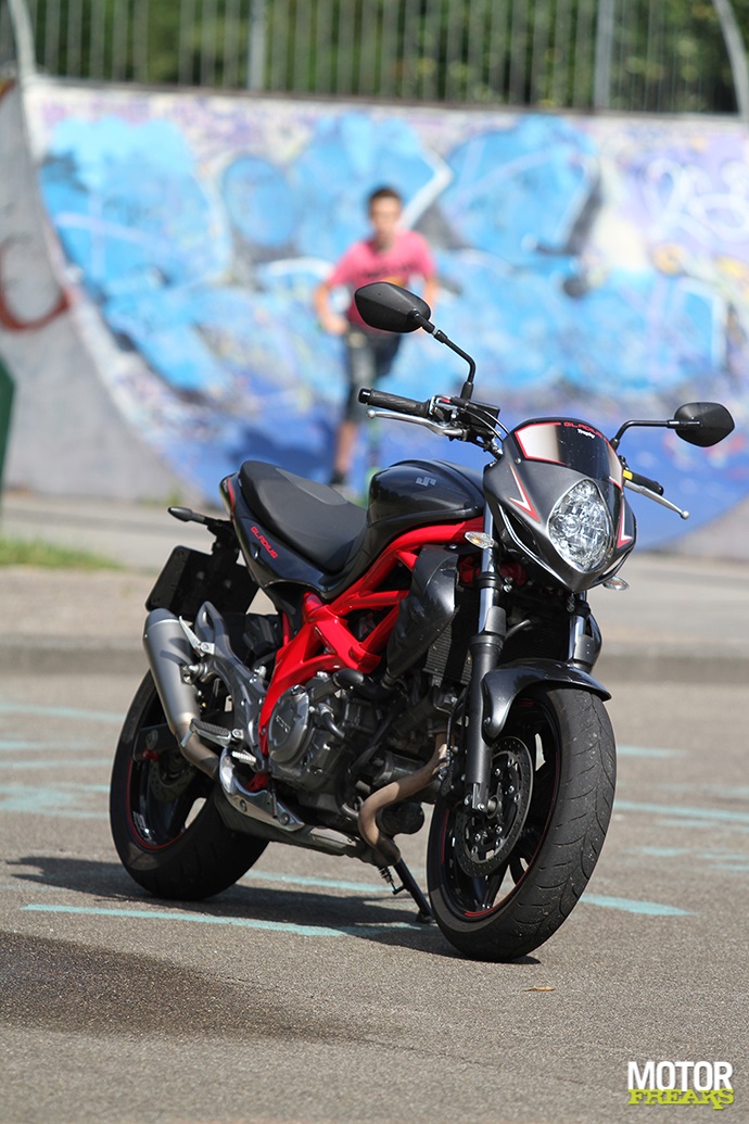 Suzuki 2014 Gladius Trophy