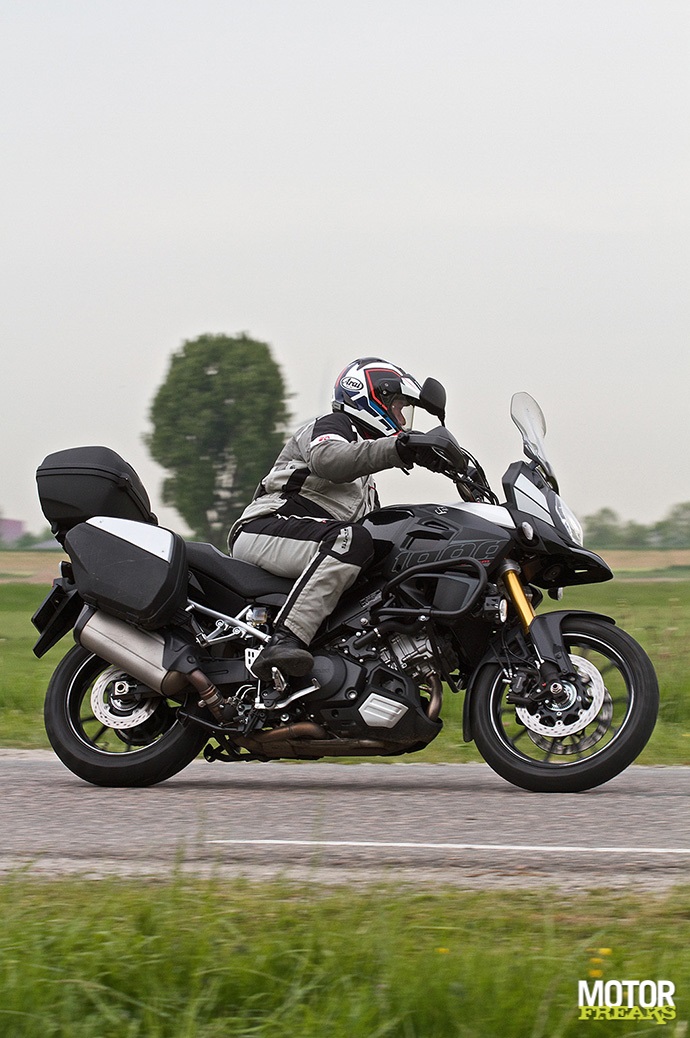 Suzuki 2014 V-Strom 1000