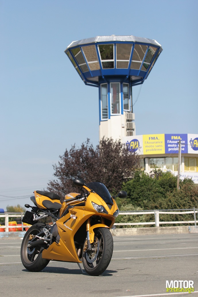 Triumph_Daytona675_IMG_0324.jpg