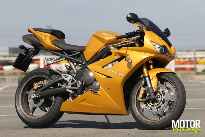 Triumph_Daytona675_IMG_0330.jpg