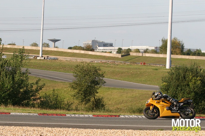 Triumph_Daytona675_IMG_0446.jpg