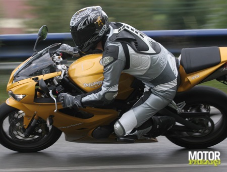 Triumph_Daytona675_IMG_1037.jpg