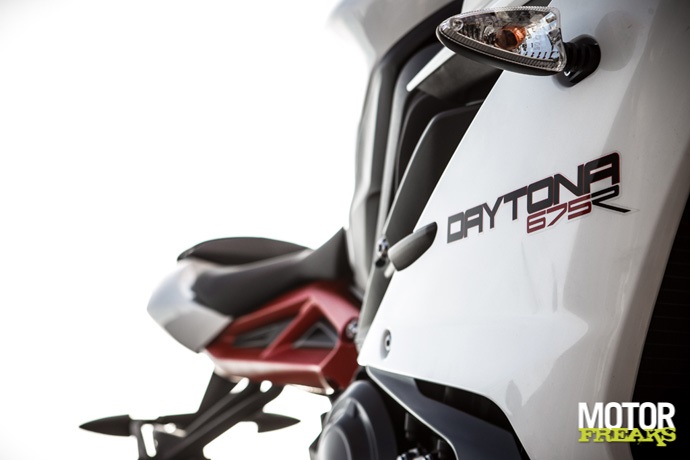 Daytona675 details002